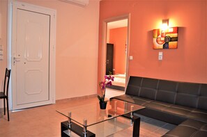 Appartement Supérieur, vue montagne | 1 chambre, coffres-forts dans les chambres, rideaux occultants