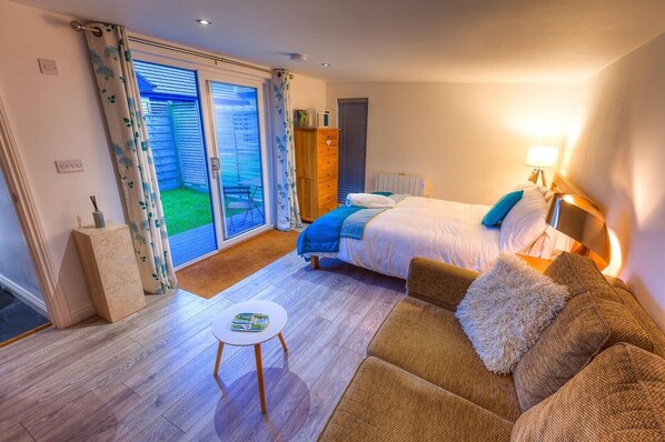 1 bedroom, WiFi, bed sheets, wheelchair access