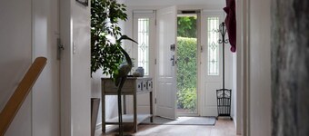 Province Lake House S