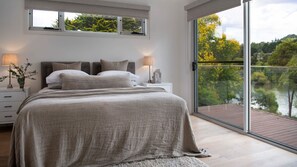 5 Schlafzimmer, Bügeleisen/Bügelbrett, WLAN, Bettwäsche