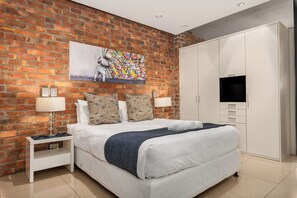 1 Schlafzimmer, Zimmersafe, Bügeleisen/Bügelbrett, kostenloses WLAN