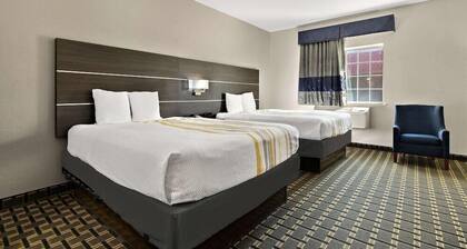 Surestay Plus Hotel By Best Western Tulsa East