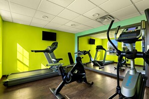 Sports facility - Surestay Plus Hotel by Best Western Tulsa East (Tulsa)