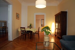 Interior - Gohlis city apartment (Leipzig)