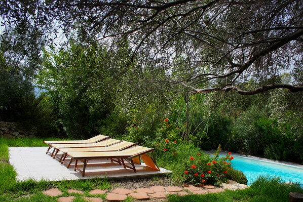 Outdoor pool, a heated pool - Domus Sol Aria 2 (Castiadas)