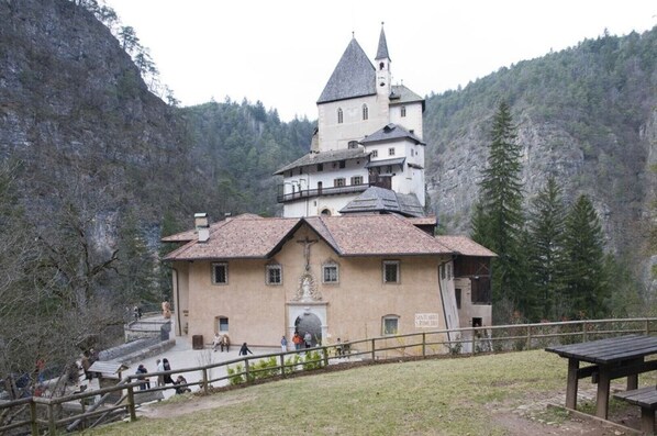 Exterior - Charming apartment Trentino Italy (Brez)