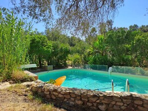 Piscine extérieure, piscine chauffée