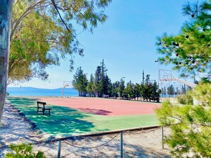 Villa | Sports court - Villasonboard Dock Villa 3bed Sleeps8 Porto Hydra (Ermionida)