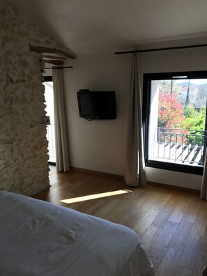 4 chambres, bureau, fer et planche Ă repasser, Wi-Fi