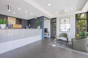 Lobby - Quest Ipswich Serviced Apartments (Ipswich)