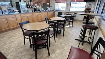 Desayuno continental incluido todos los días