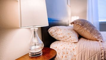 2 slaapkamers, een strijkplank/strijkijzer, gratis wifi, beddengoed