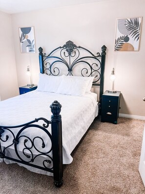 2 Schlafzimmer, Bügeleisen/Bügelbrett, kostenloses WLAN, Bettwäsche