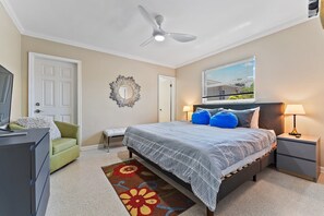 2 slaapkamers, een bureau, een strijkplank/strijkijzer, gratis wifi