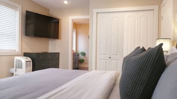 2 dormitorios, tabla de planchar con plancha, wifi y ropa de cama