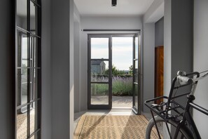 Interior - Villa B2 - Six Bedroom Villa with Pool (Tinjan)