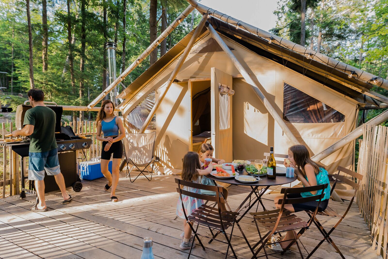 Family Tent | Individually furnished, bed sheets