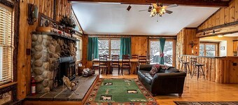 Sleepy Bear Lodge