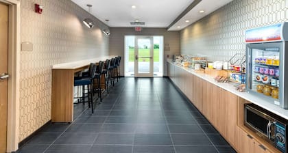 Microtel Inn & Suites by Wyndham Farmington