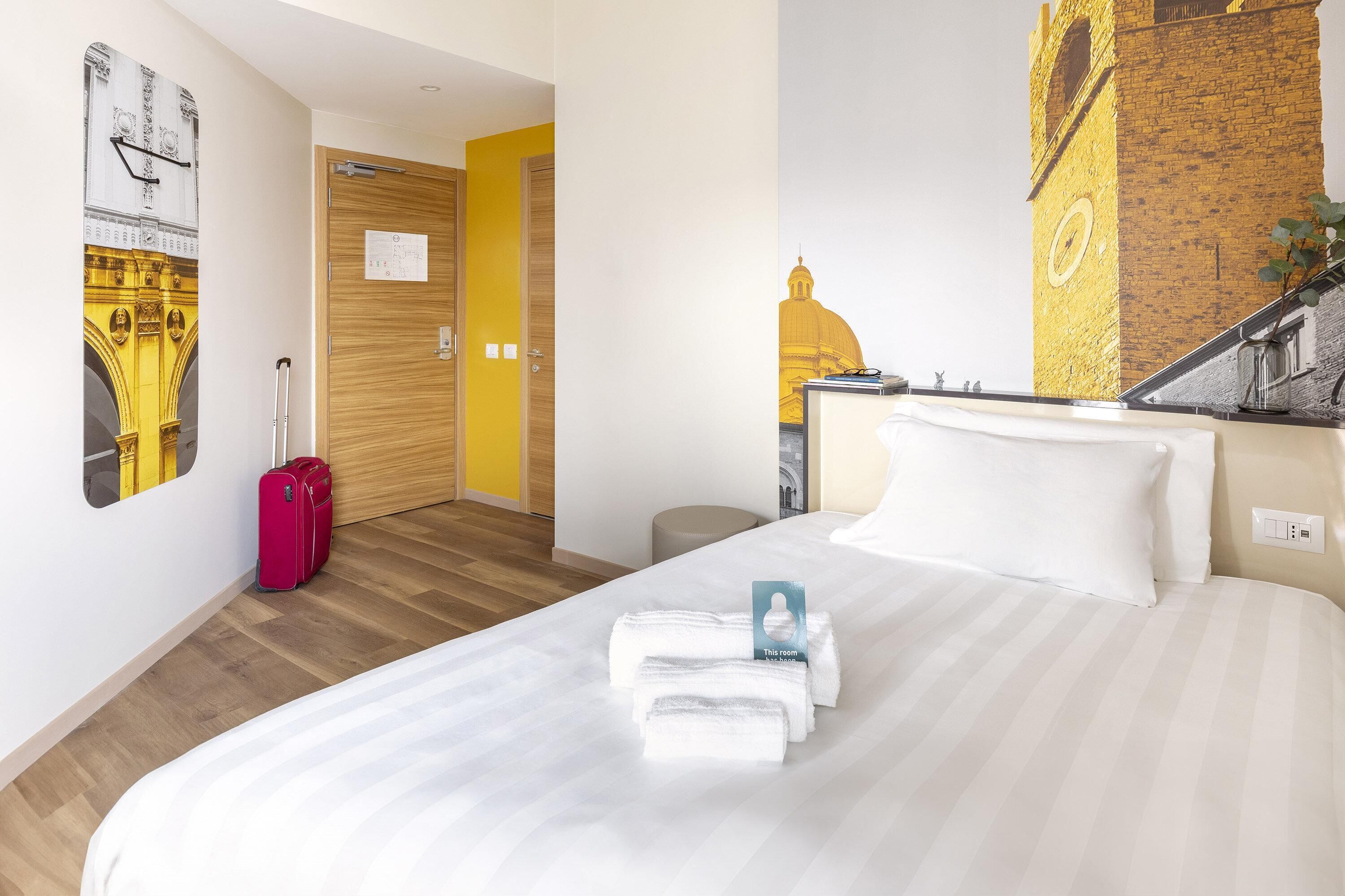 Enkeltrom – superior | Skrivebord, lydisolert, wi-fi (inkludert) og sengetøy