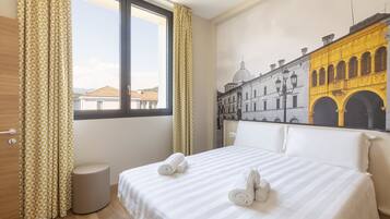 Standard Double Room | Desk, soundproofing, free WiFi, bed sheets