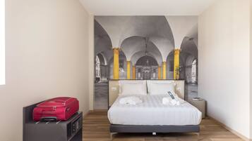 Superior-Dreibettzimmer | Schreibtisch, schallisolierte Zimmer, kostenloses WLAN, Bettwäsche