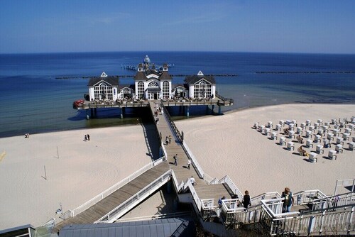 Dünenhaus****mit  Schwimmbadnutzung  und Meerblick in Toplage  ⭐️⭐️⭐️⭐️