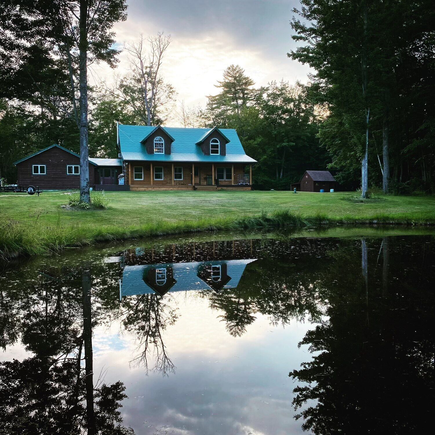 Quiet Cabin in the Lakes Region