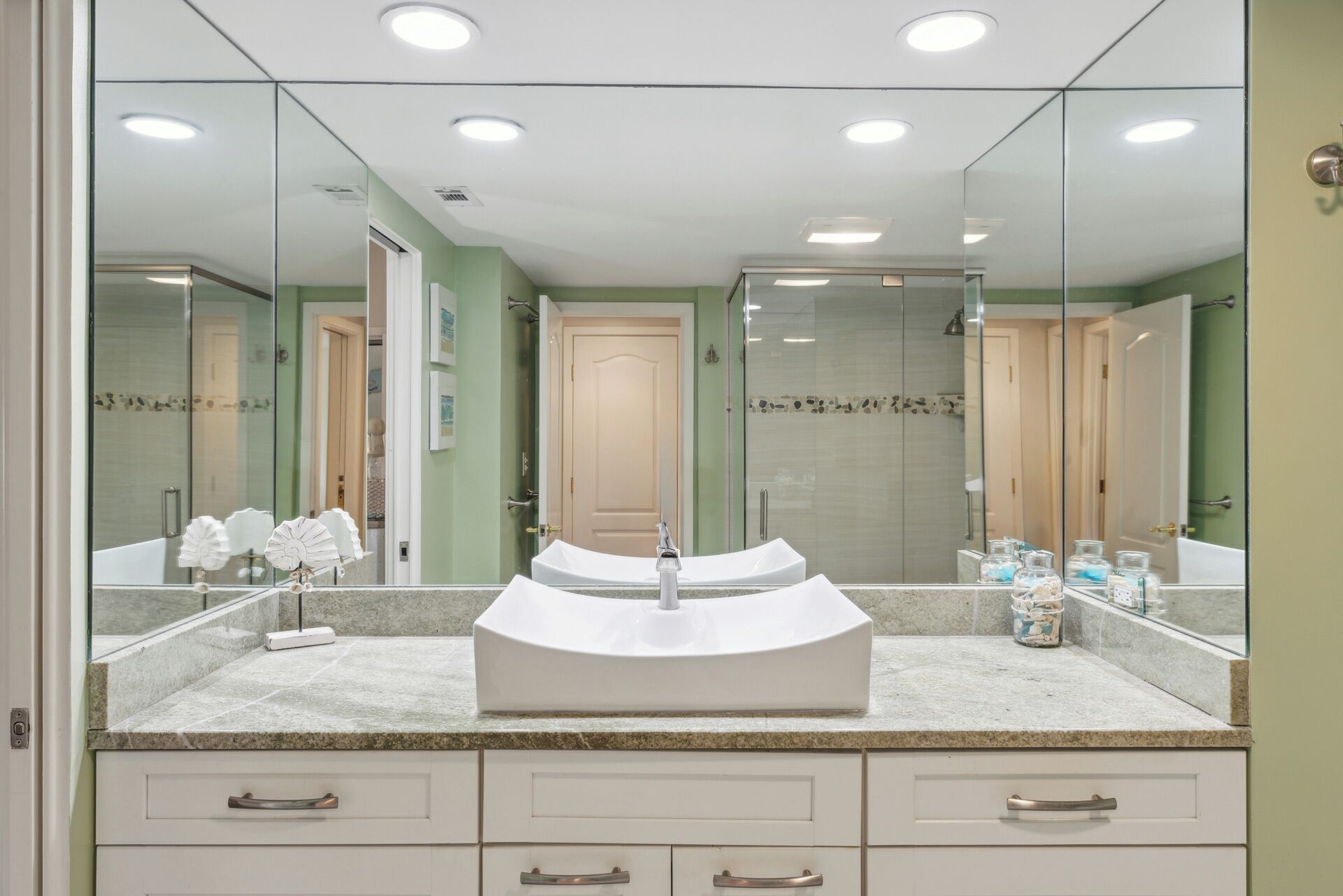 Who Does Not Love Space in Their Bathrom?