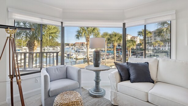 Smart TV, books - Beautiful Water & Marina Views, Bike to Beach! (Hilton Head Island)