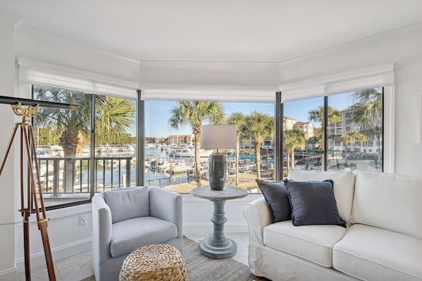 Älytelevisio, kirjoja