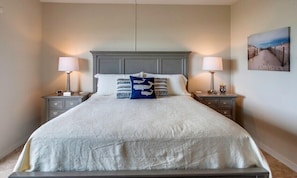 2 bedrooms, iron/ironing board, free WiFi, bed sheets - Beautiful Water & Marina Views, Near the Beach! (Hilton Head Island)