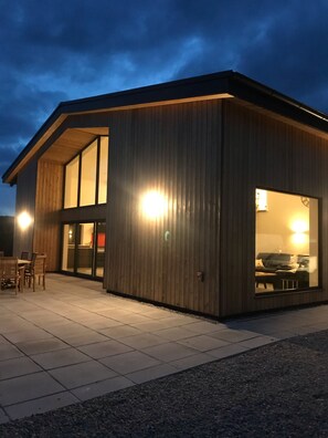 Exterior - New Modern Barn surrounded by Devon countryside (Dunsford Exeter)