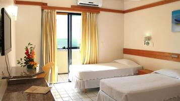 Minibar, escritorio, insonorización y cunas gratuitas