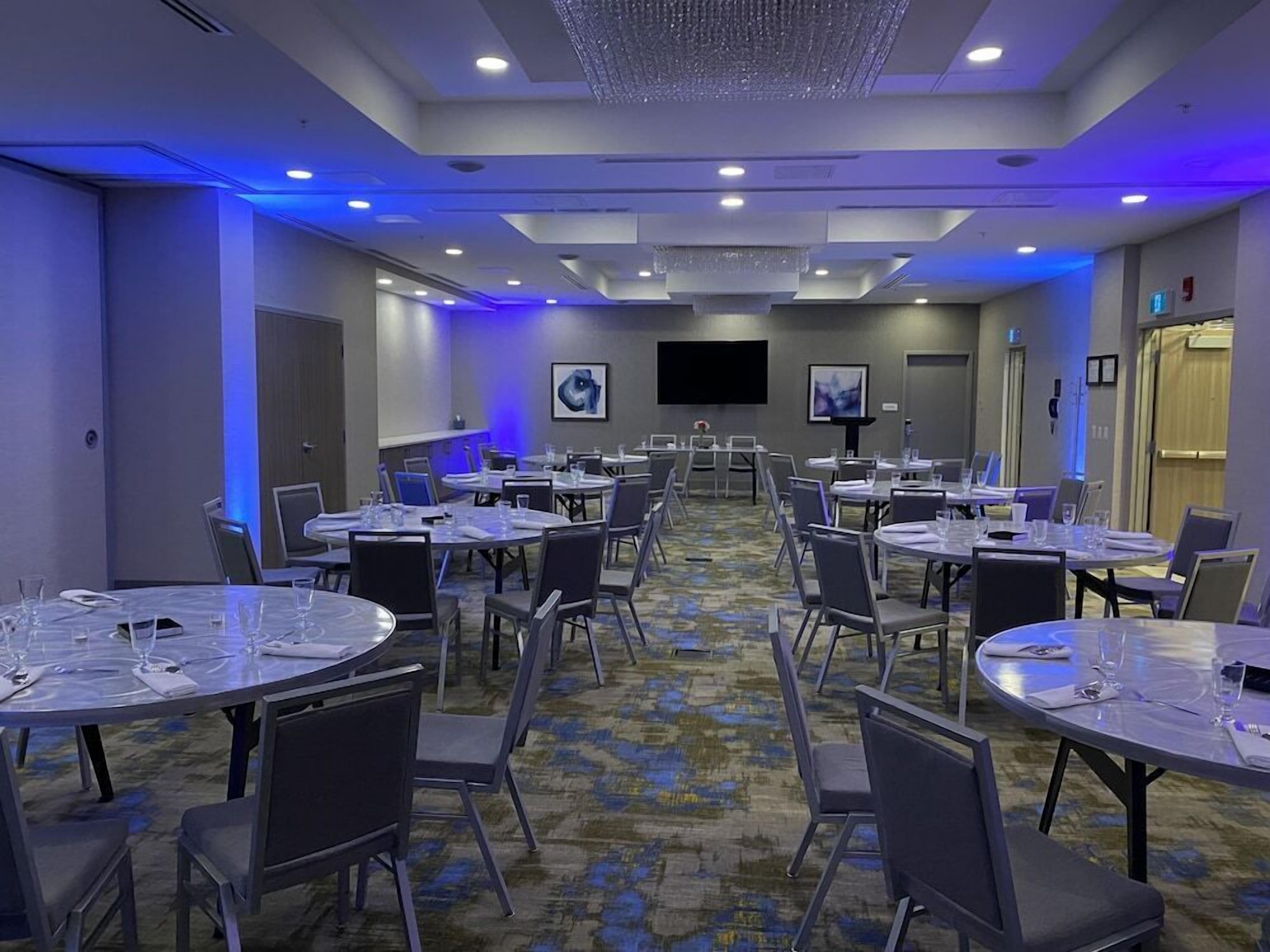 قاعة الولائم والاحتفالات