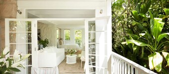 Stonehouse Garden Apartment by Contemporary Hotels