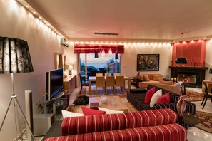 Premium Villa, Private Pool, Sea View | Living room
