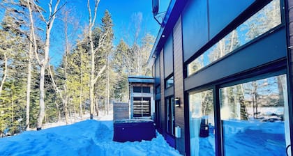 Chalet Le Caribou au bord du Lac and Spa