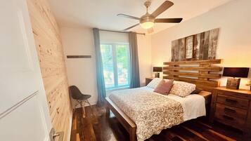 3 bedrooms, travel crib, WiFi