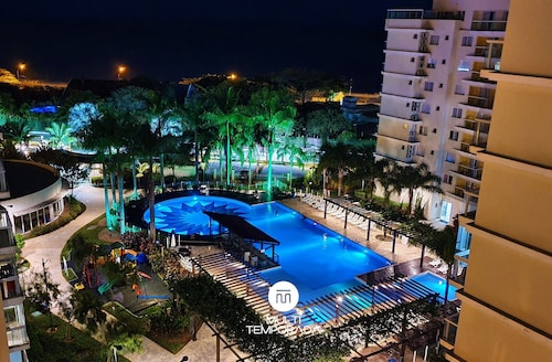 Excepcional Nautilus Home Clube com Vista Mar