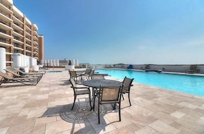 Outdoor pool, a heated pool