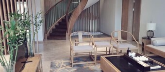 Biquan Kongzhong Hot Spring Hotel