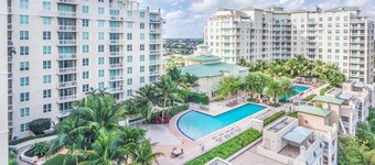 Serenity Ocean Luxury Condo