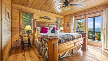 3 bedrooms, in-room safe, iron/ironing board, free WiFi