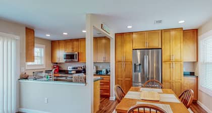 Ground Floor , Overlooking Pool, Hot Tub, Golf Cart Access