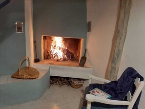 Interior - Cottage Ecce Homo (Santuario de Misericordia)