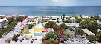 Enjoy tranquility in this 2 bedrooms, 1 bathroom home with pool, 2 min walk to the sand of IRB
