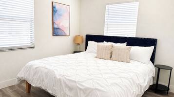 2 bedrooms, iron/ironing board, travel cot, free WiFi