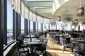 Breakfast, lunch and dinner served