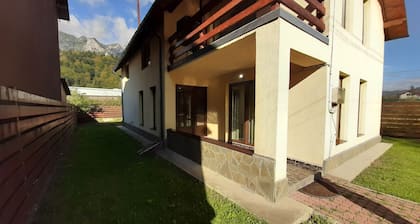 A nice and worm guest house to stay for a few days or more! Mountain View
